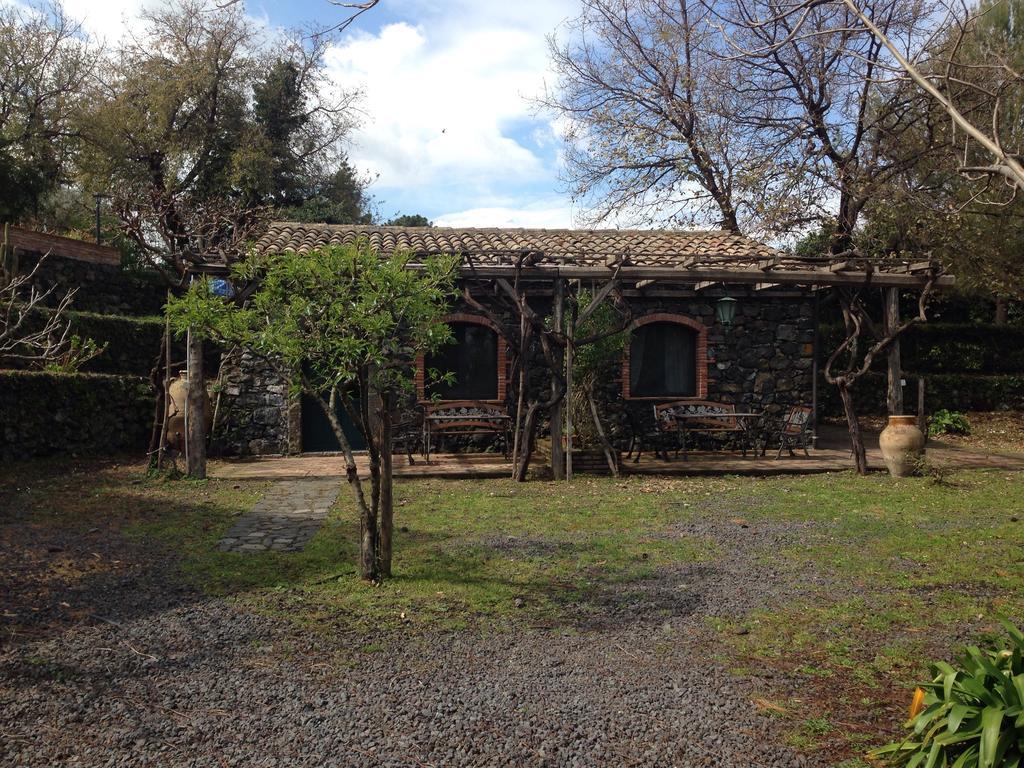 Bed And Breakfast Il Glicine П'єдімонте-Етнео Екстер'єр фото