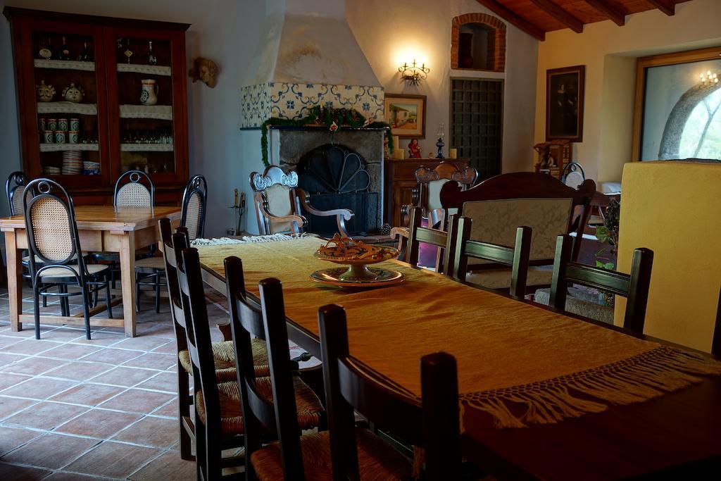 Bed And Breakfast Il Glicine П'єдімонте-Етнео Екстер'єр фото