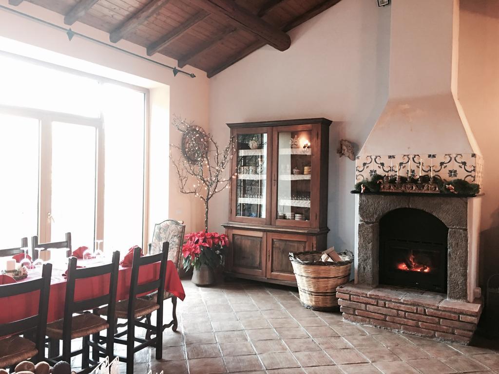 Bed And Breakfast Il Glicine П'єдімонте-Етнео Екстер'єр фото